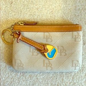 Dooney & Bourke wallet